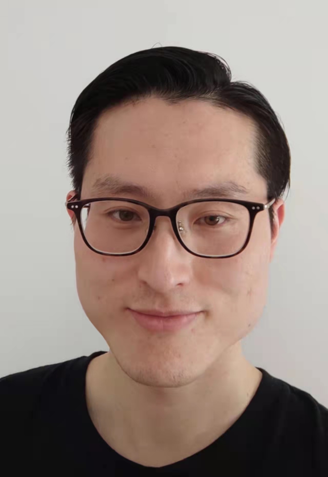 Pengqian Han (韩朋谦)